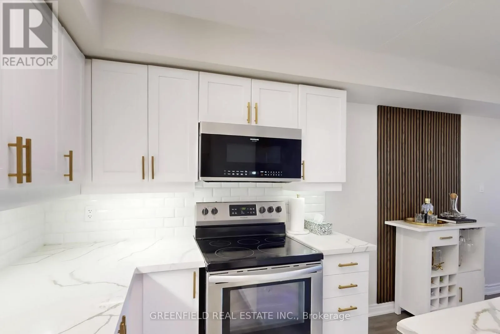 311 - 920 SHEPPARD AVENUE W