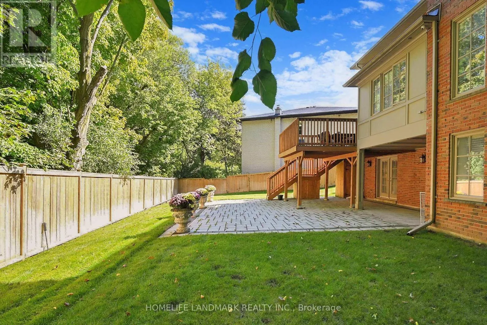 30 BOBWHITE CRESCENT