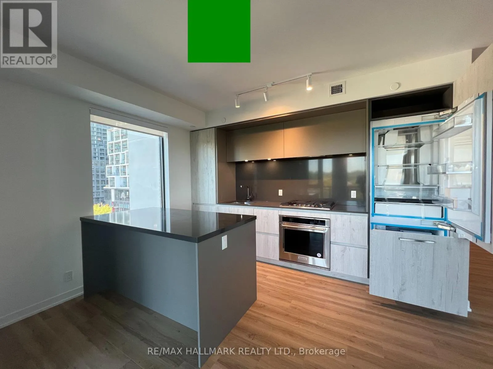 502 - 1 HILLSDALE AVENUE W