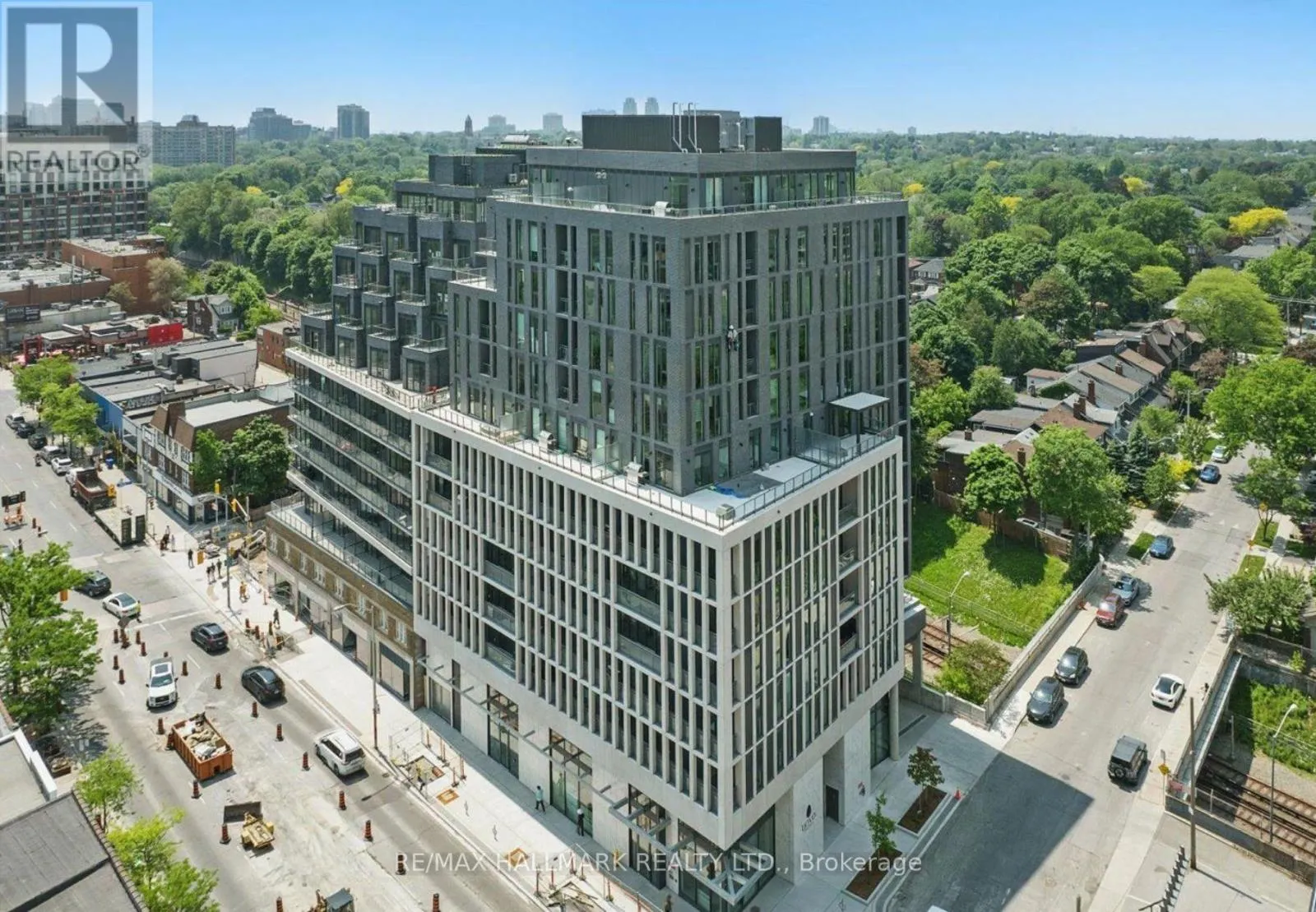 502 - 1 HILLSDALE AVENUE W