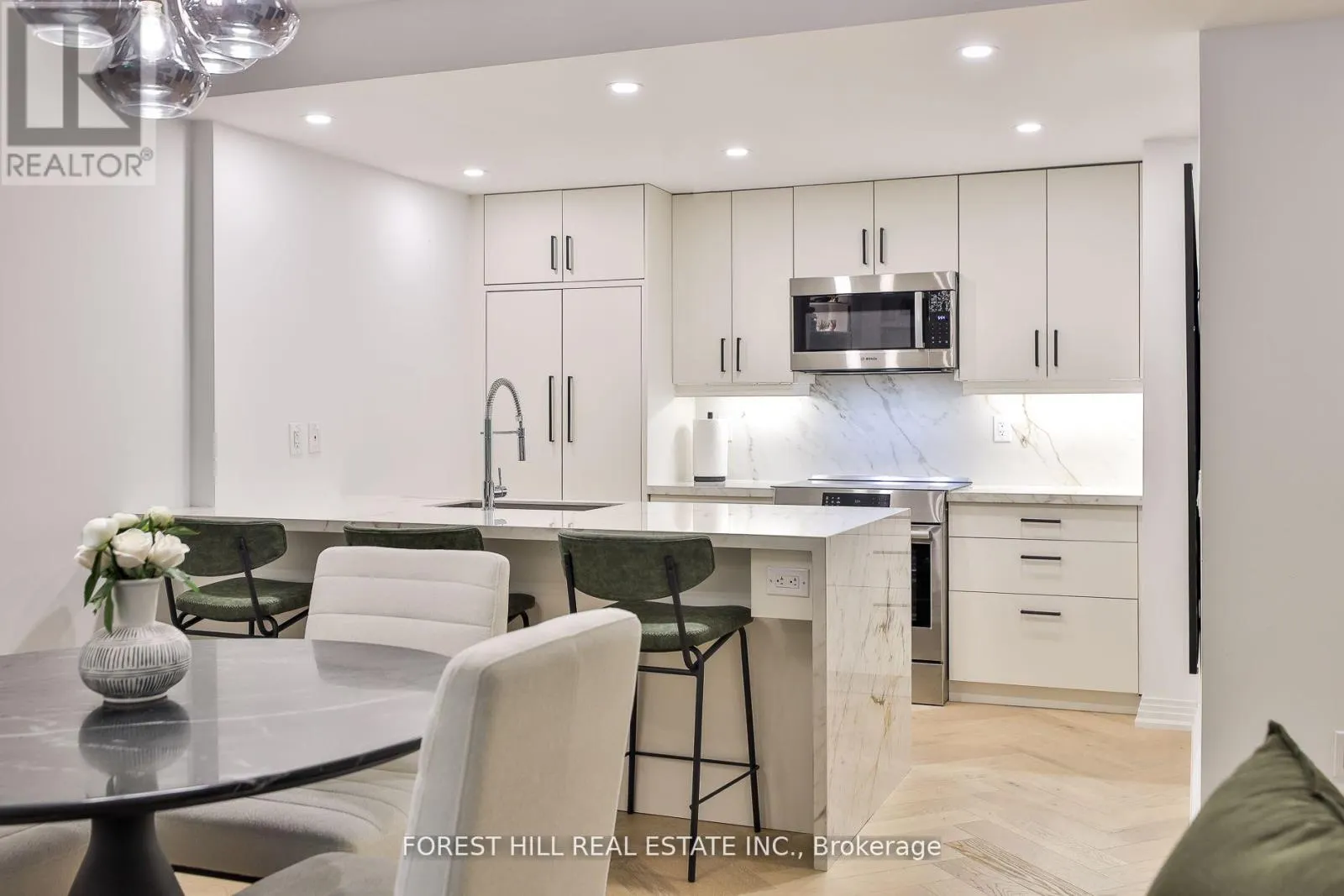 129 - 1 BENVENUTO PLACE