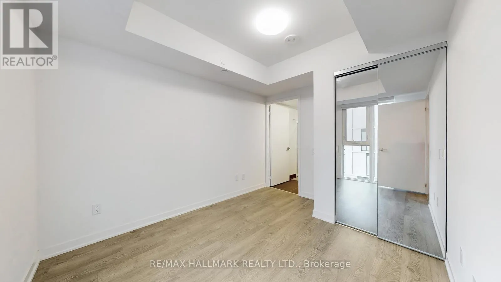 432 - 500 WILSON AVENUE