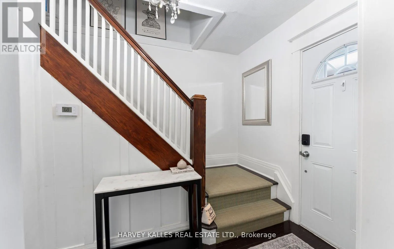 306 WYCHWOOD AVENUE
