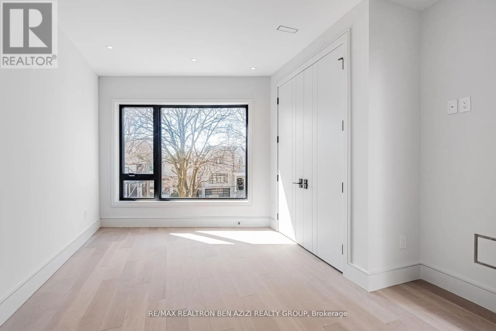 19 RIDLEY BOULEVARD
