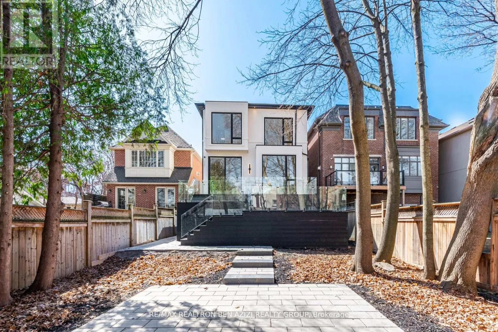 19 RIDLEY BOULEVARD