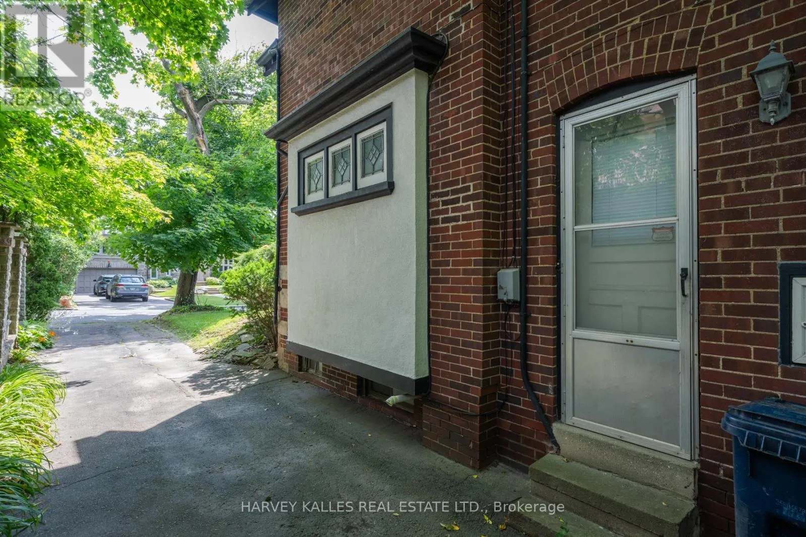 412 GLENAYR ROAD