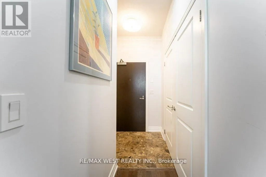 407 - 15 REAN DRIVE