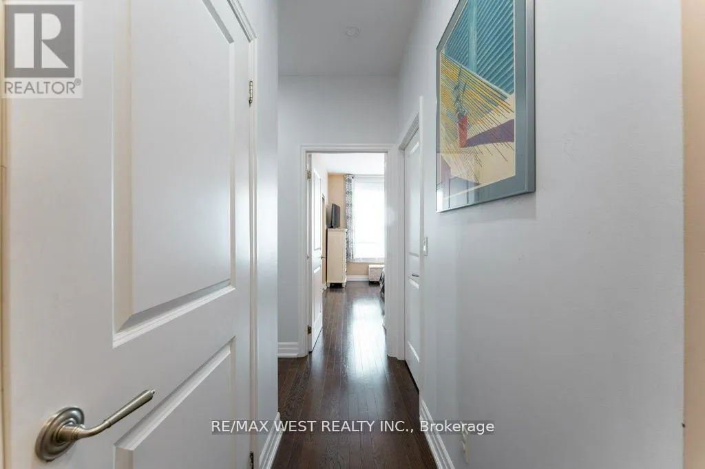 407 - 15 REAN DRIVE