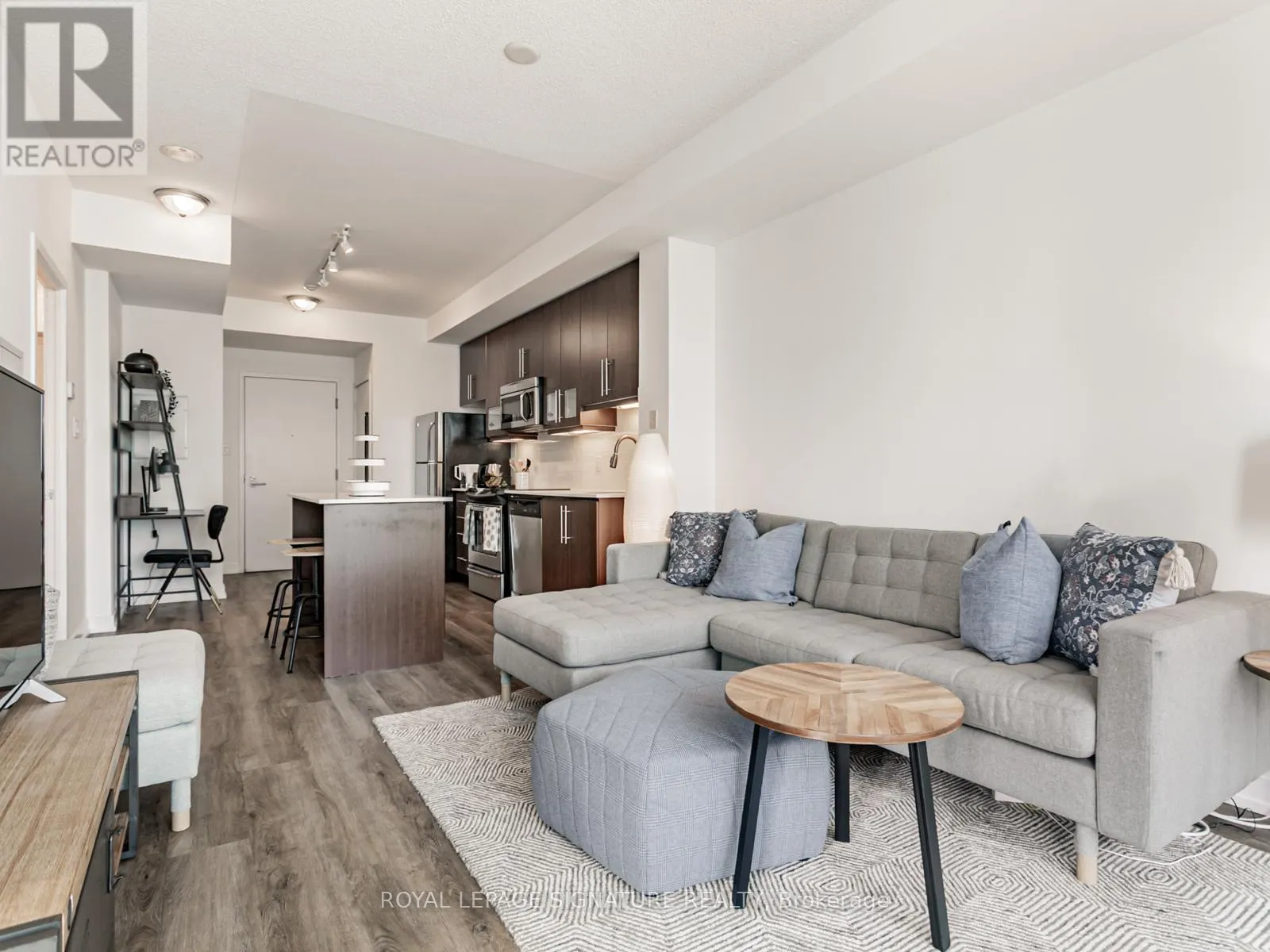 1208 - 1171 QUEEN STREET W
