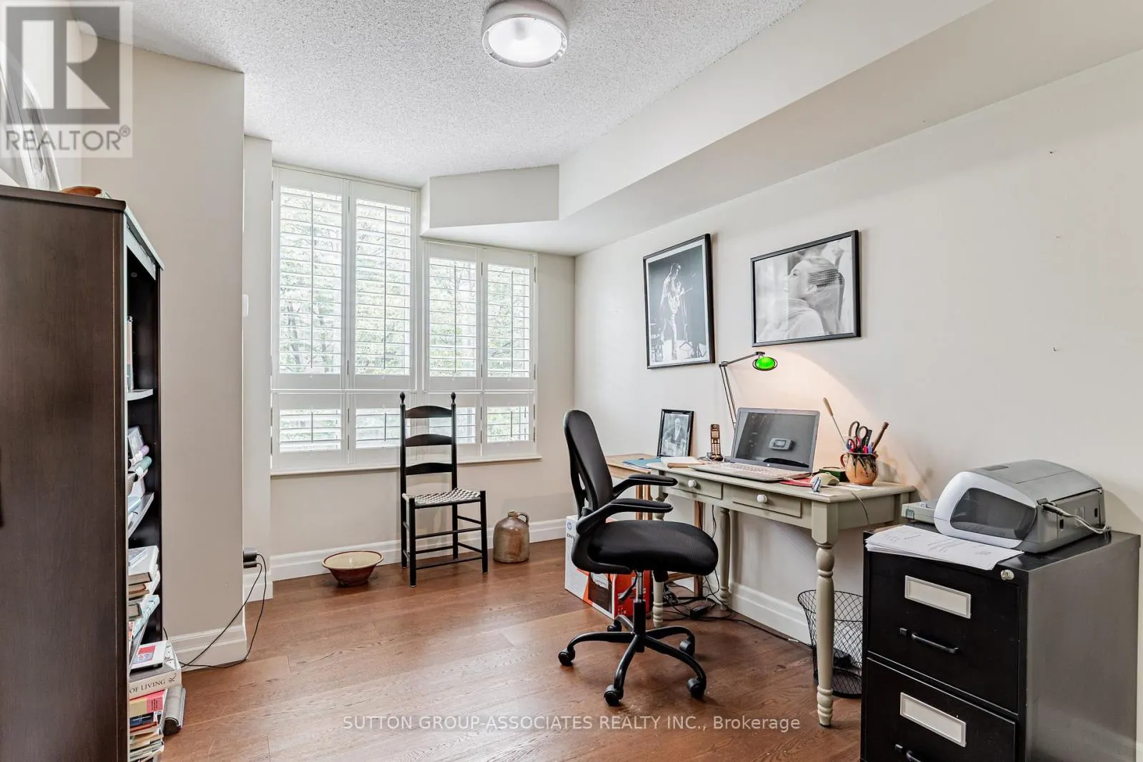 303 - 253 MERTON STREET