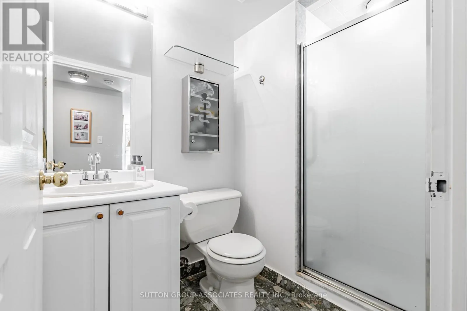 303 - 253 MERTON STREET