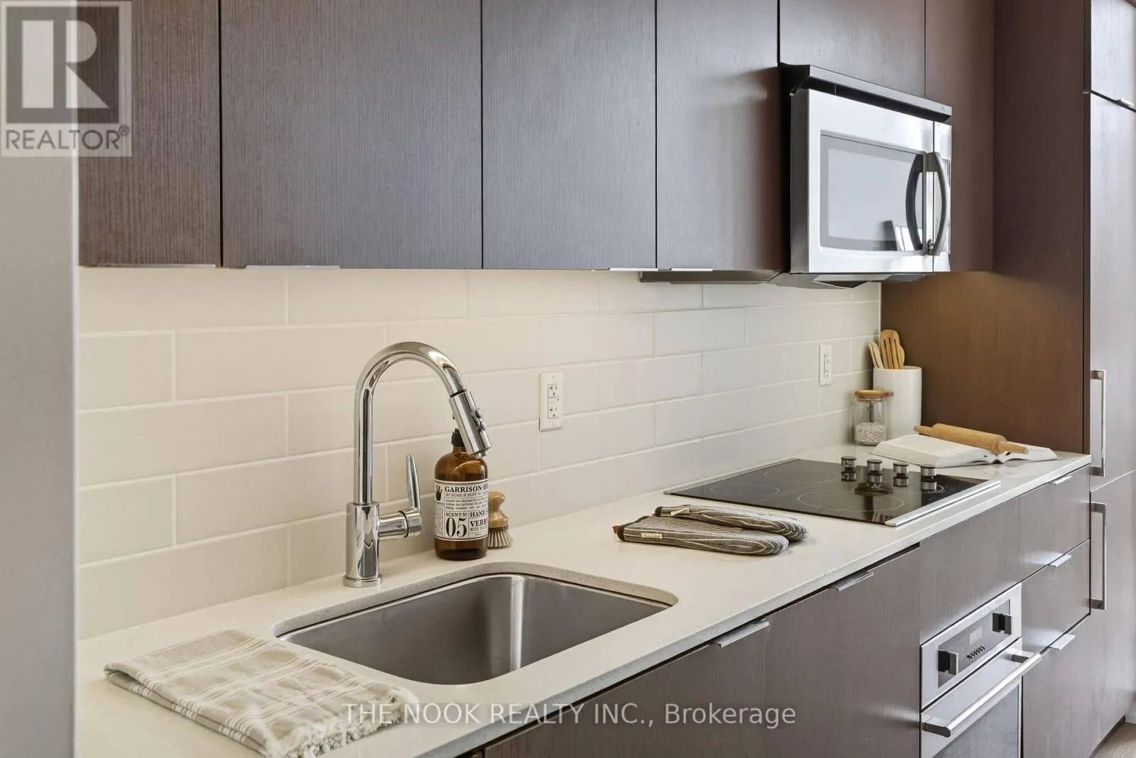309 - 5 HANNA AVENUE, #309
