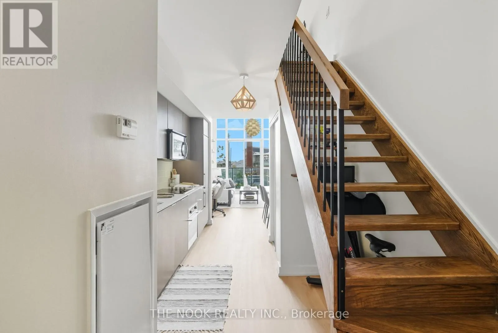 309 - 5 HANNA AVENUE, #309