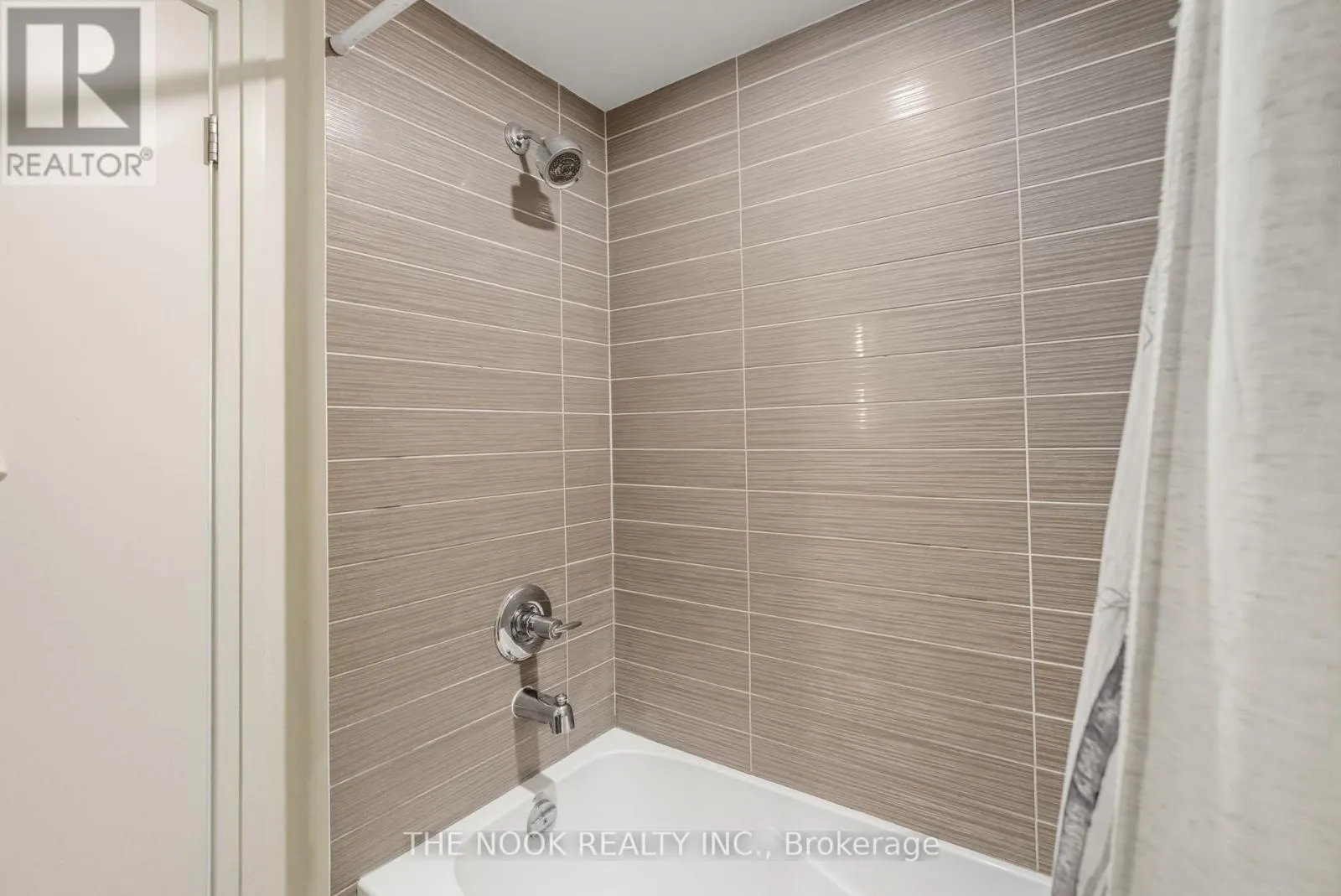309 - 5 HANNA AVENUE, #309