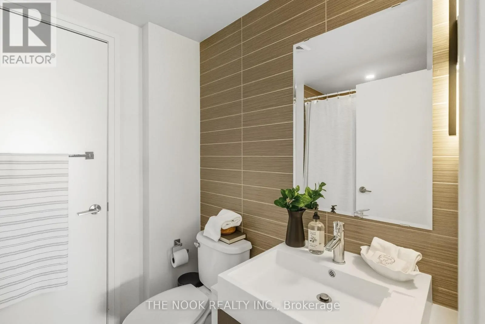 309 - 5 HANNA AVENUE, #309