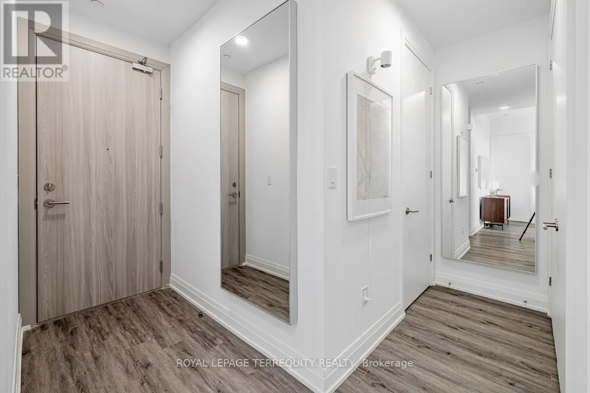 PH506 - 75 CANTERBURY PLACE