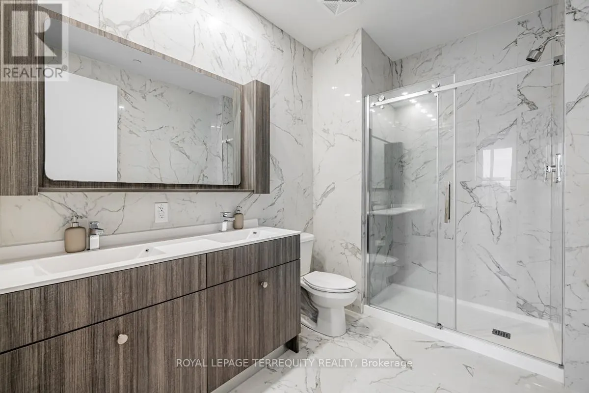 PH506 - 75 CANTERBURY PLACE