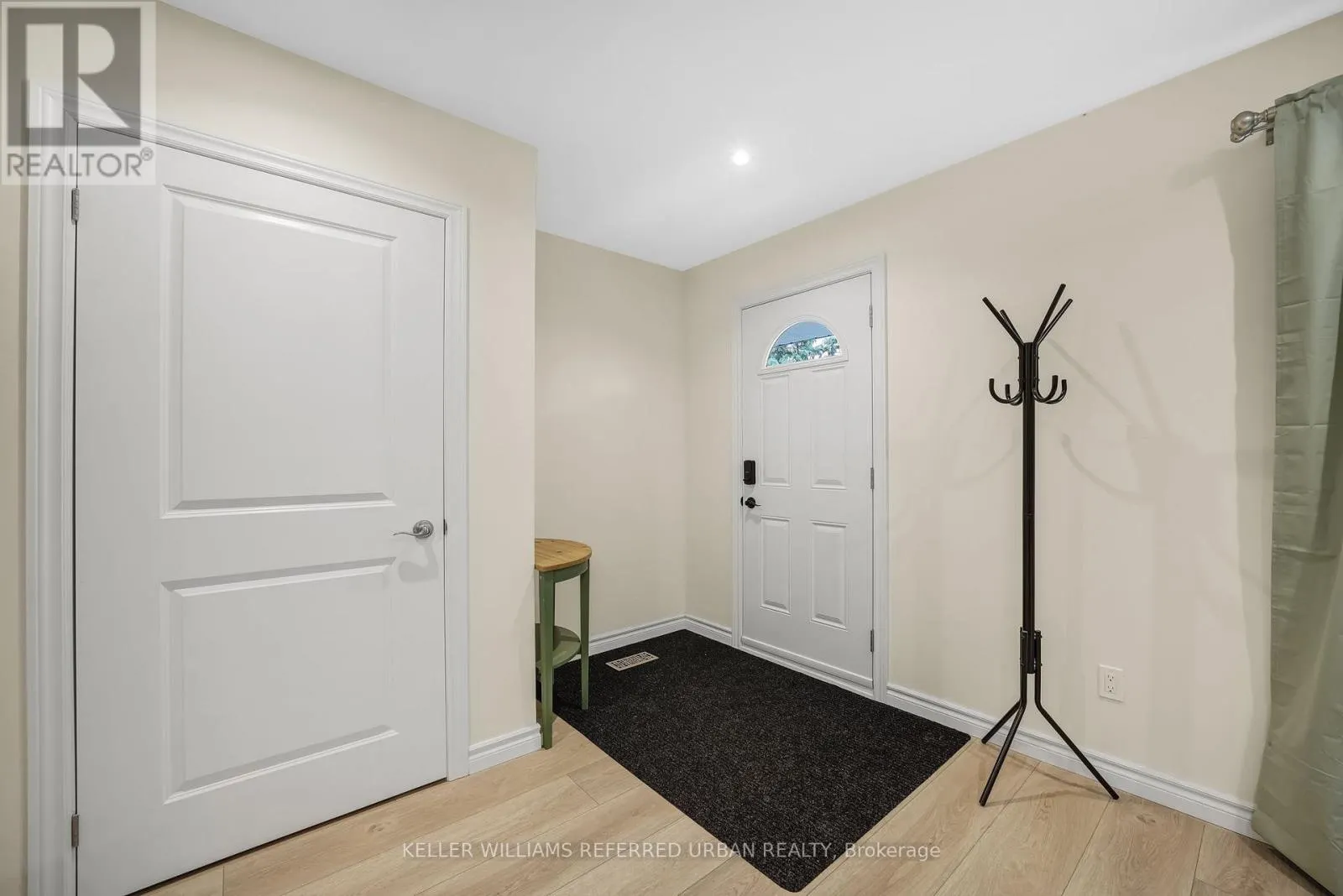 MAIN - 340 BURNETT AVENUE