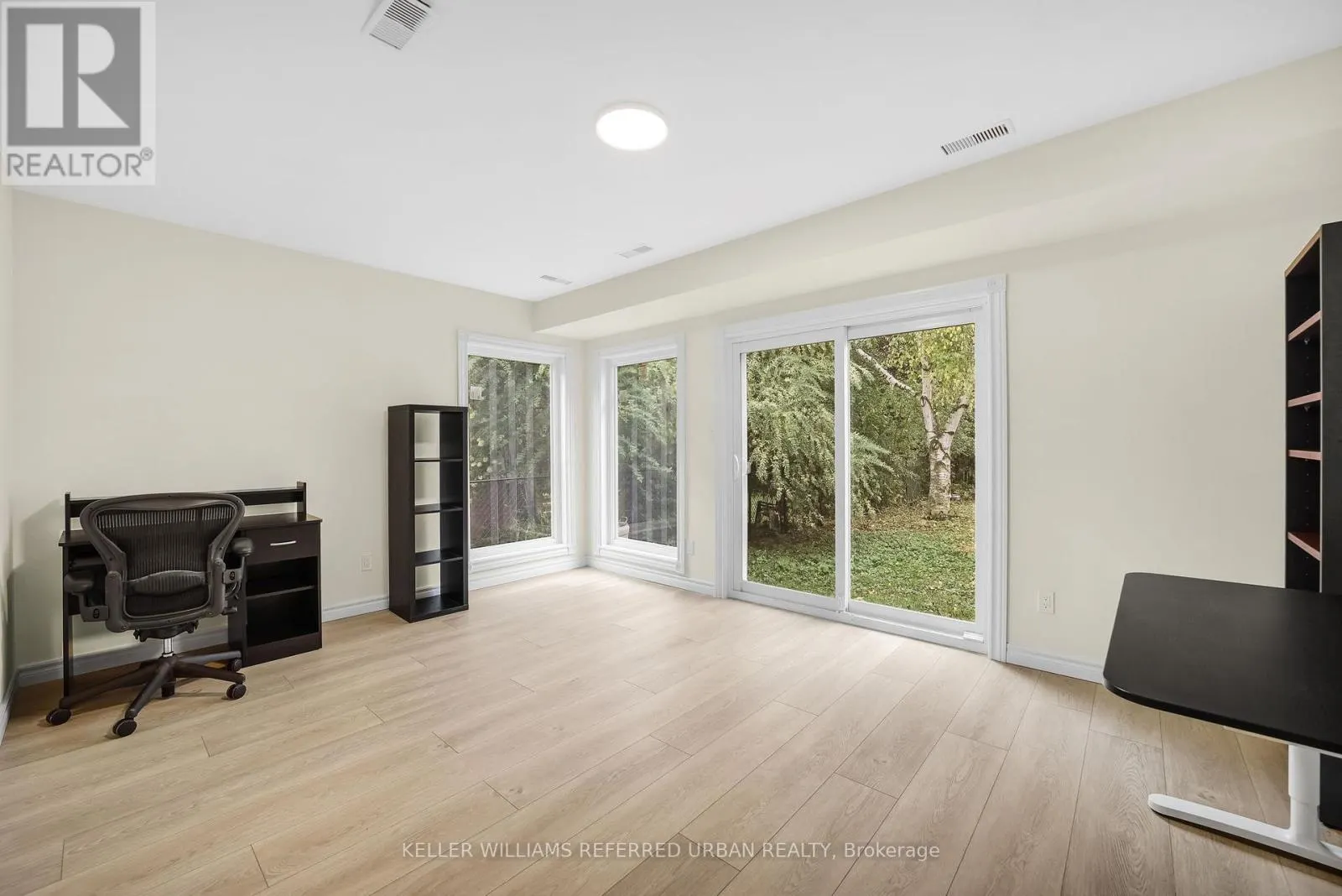 MAIN - 340 BURNETT AVENUE