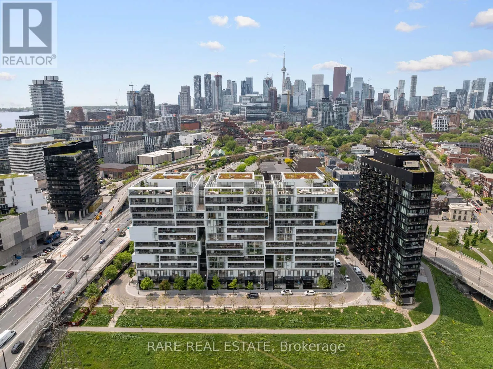 1125 - 32 TROLLEY CRESCENT