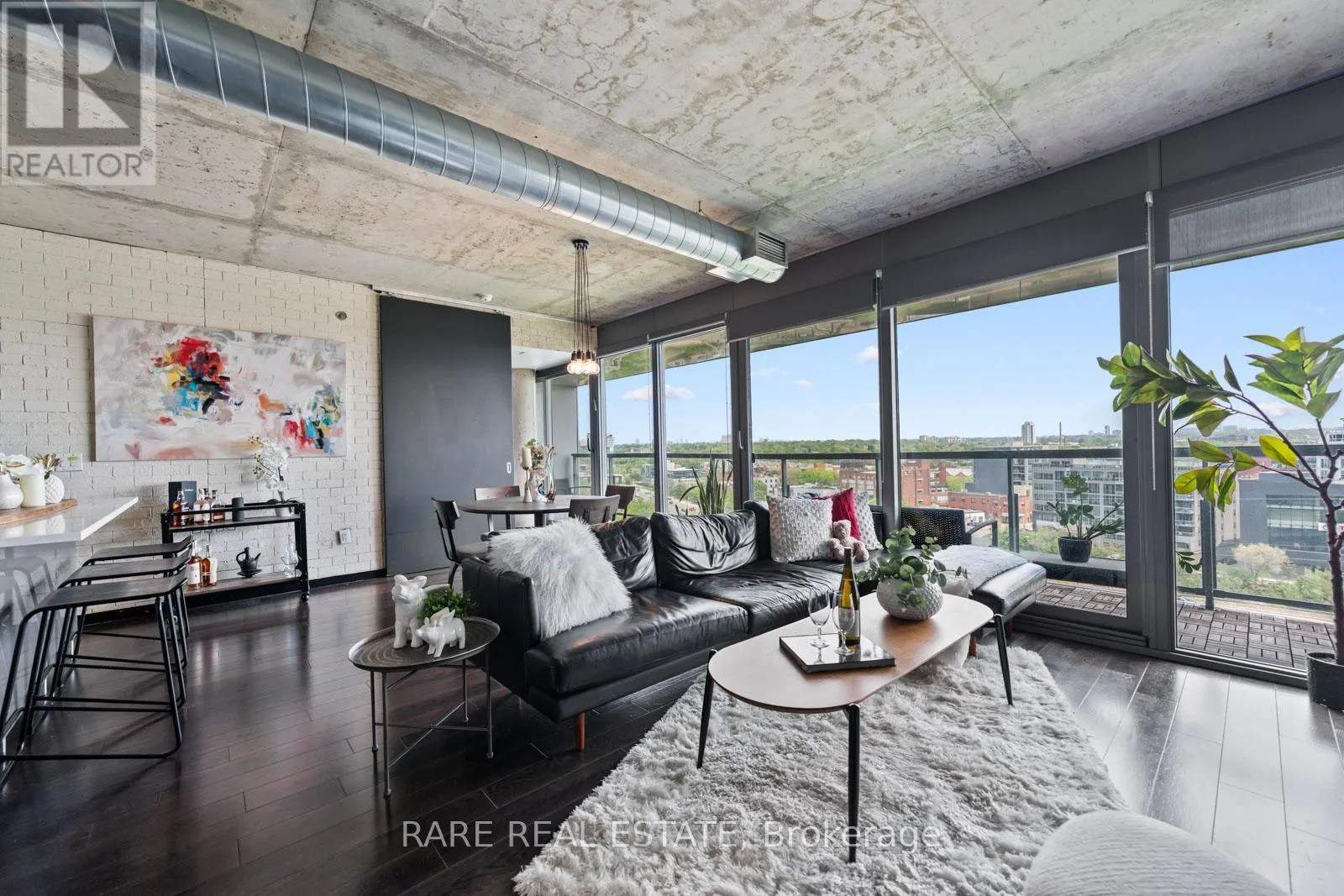 1125 - 32 TROLLEY CRESCENT