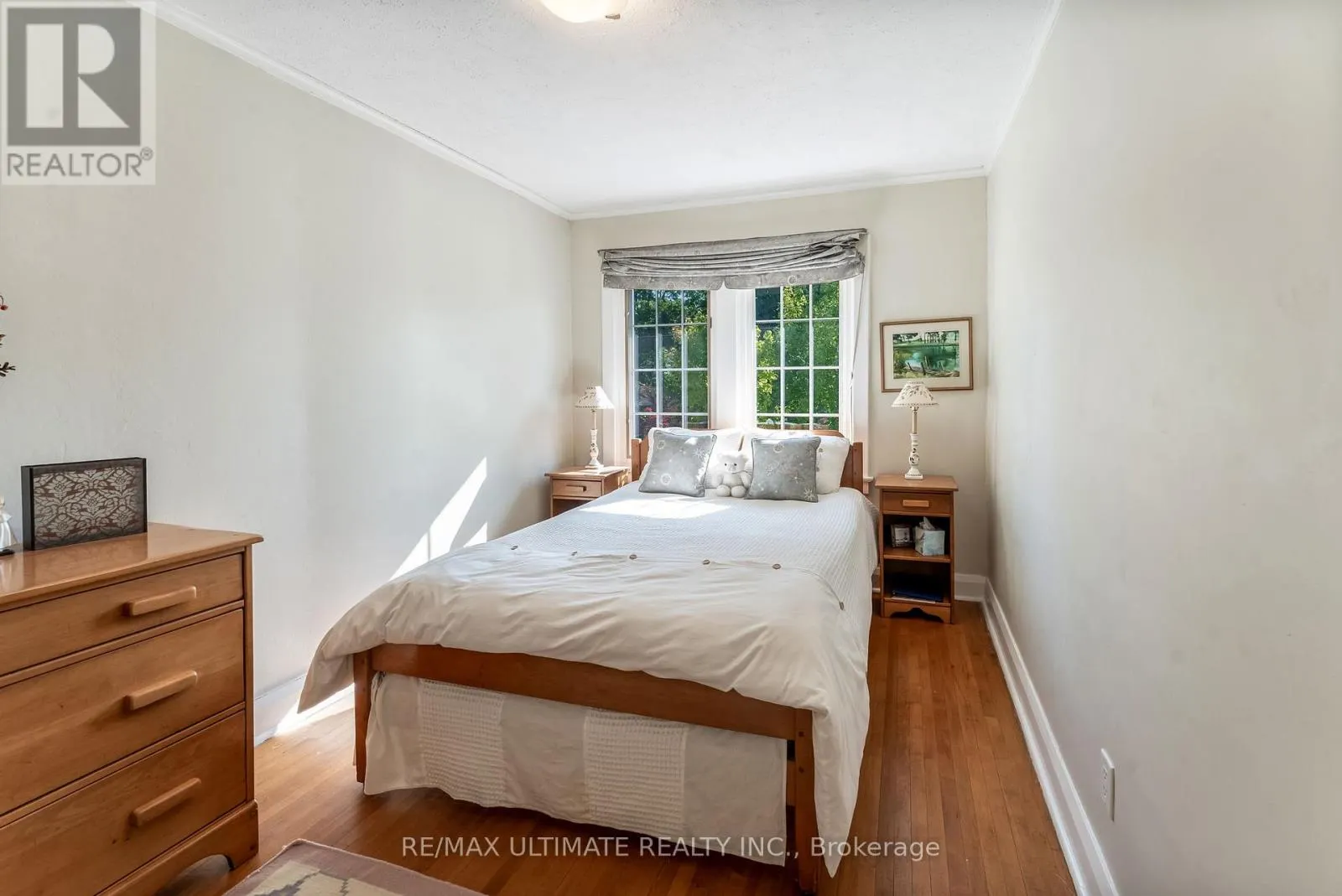 256 AIRDRIE ROAD
