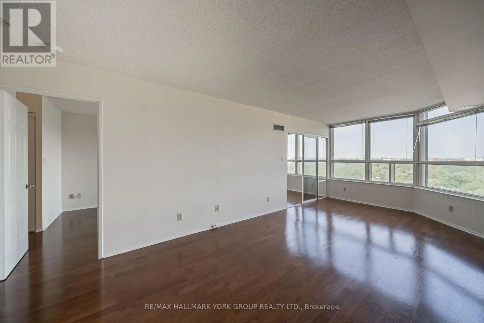 1617 - 268 RIDLEY BOULEVARD