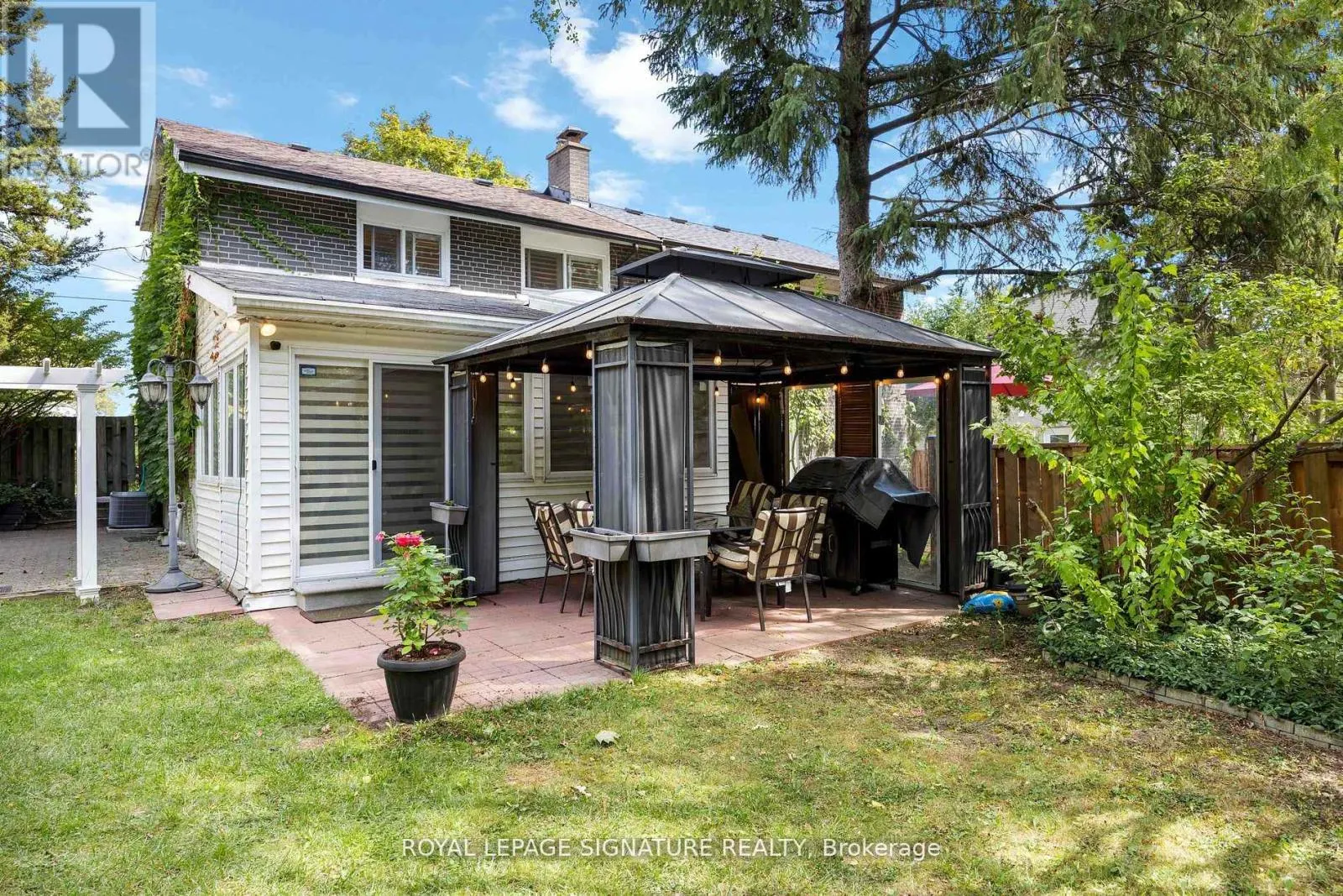 104 BILLINGTON CRESCENT