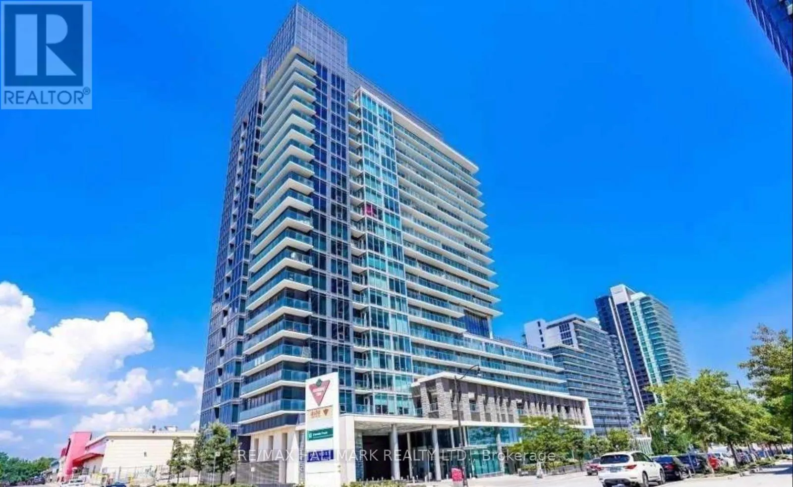 1510 - 72 ESTHER SHINER BOULEVARD
