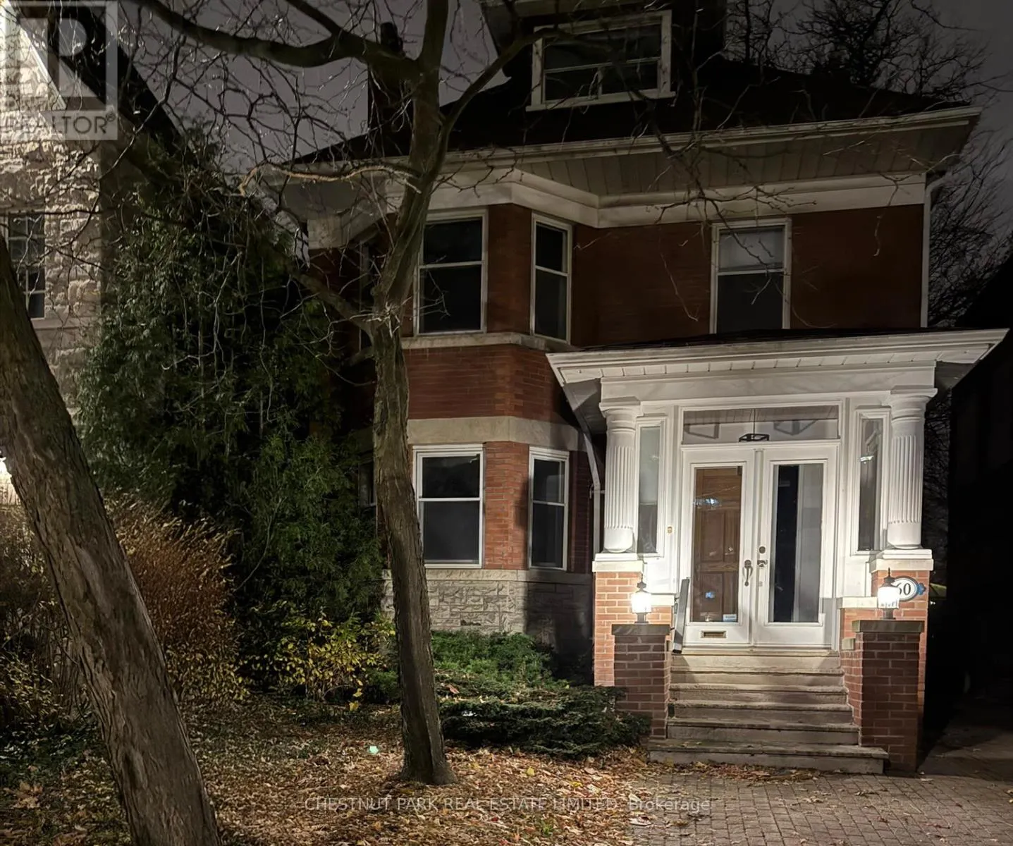 60 HEATH STREET W