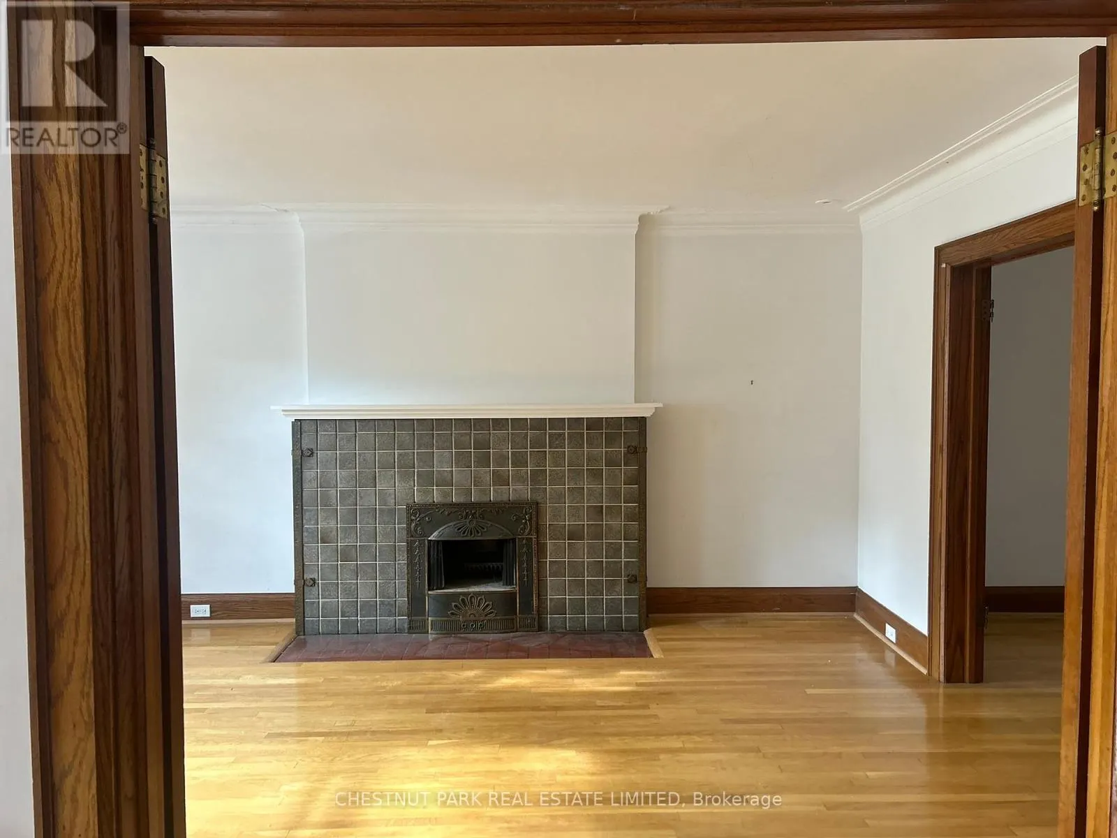 60 HEATH STREET W