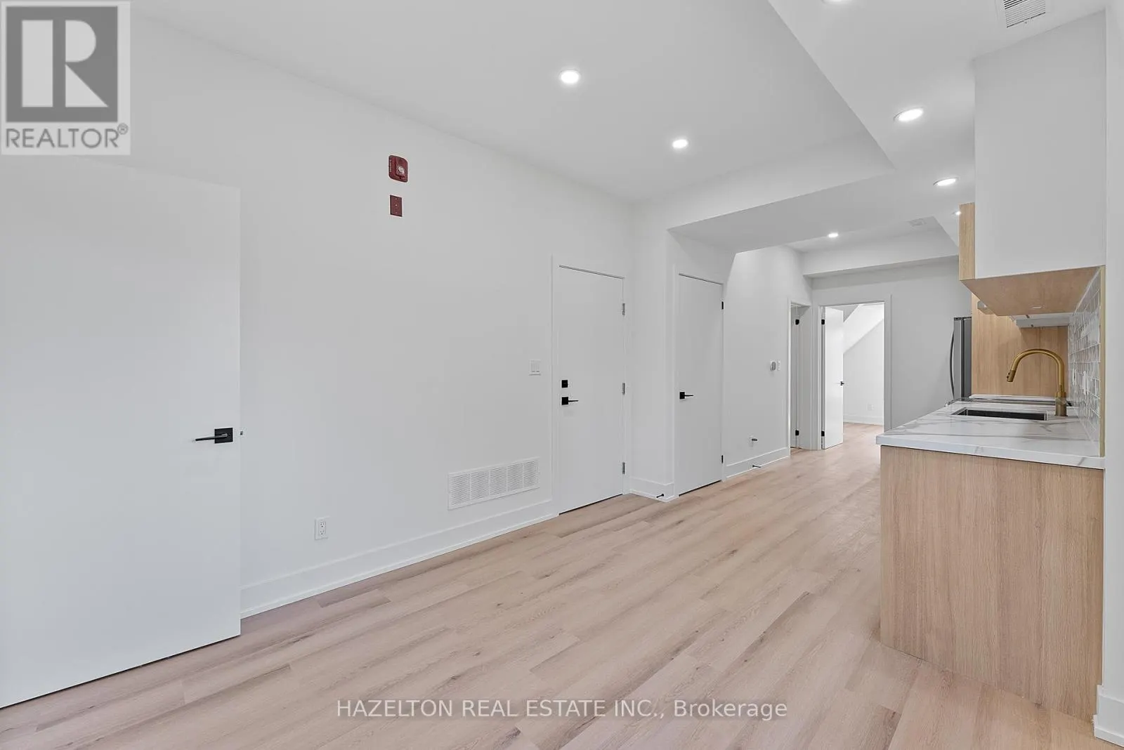 4 - 127 NORTHCOTE AVENUE