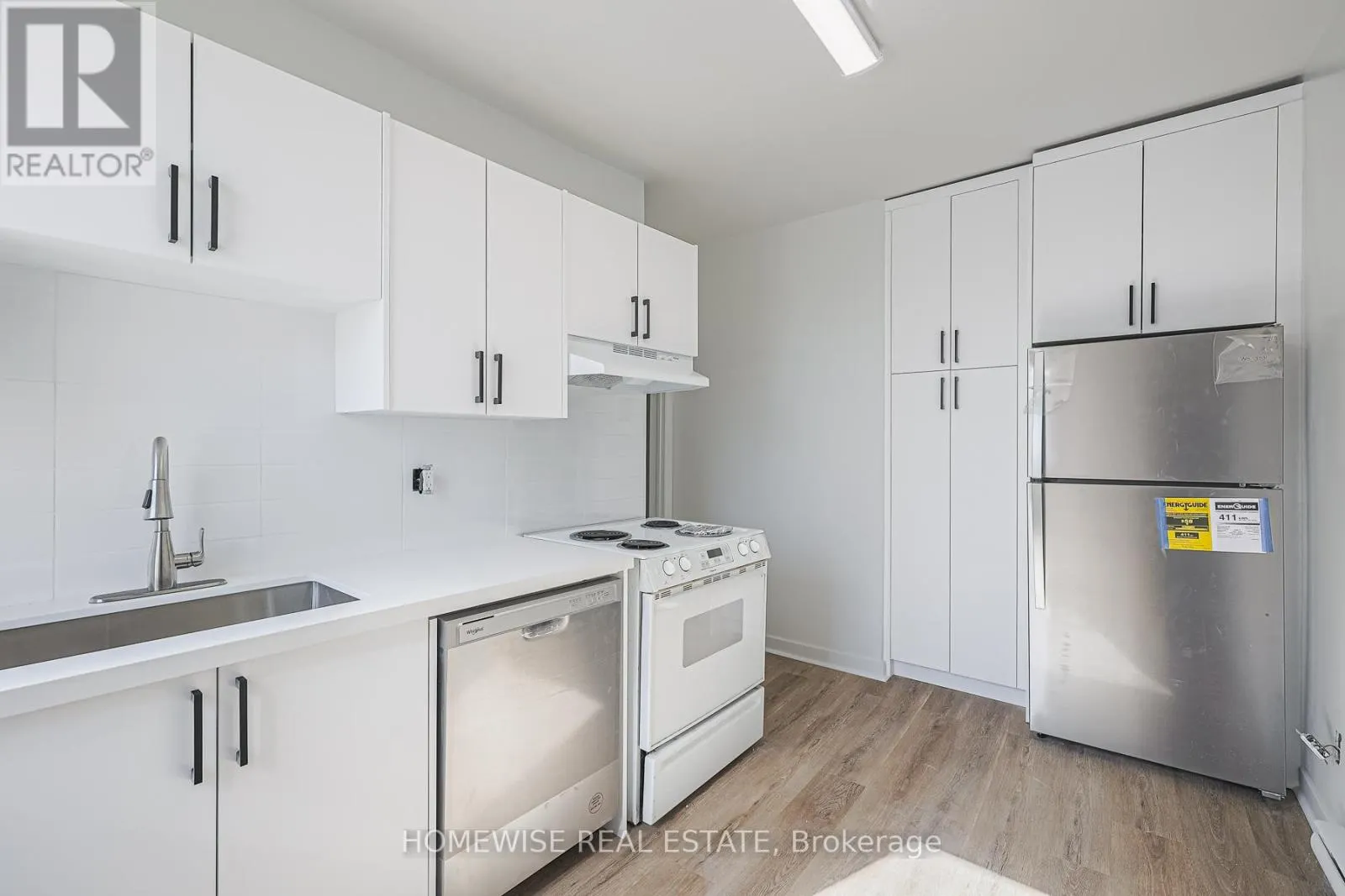 571 ST CLAIR AVENUE W
