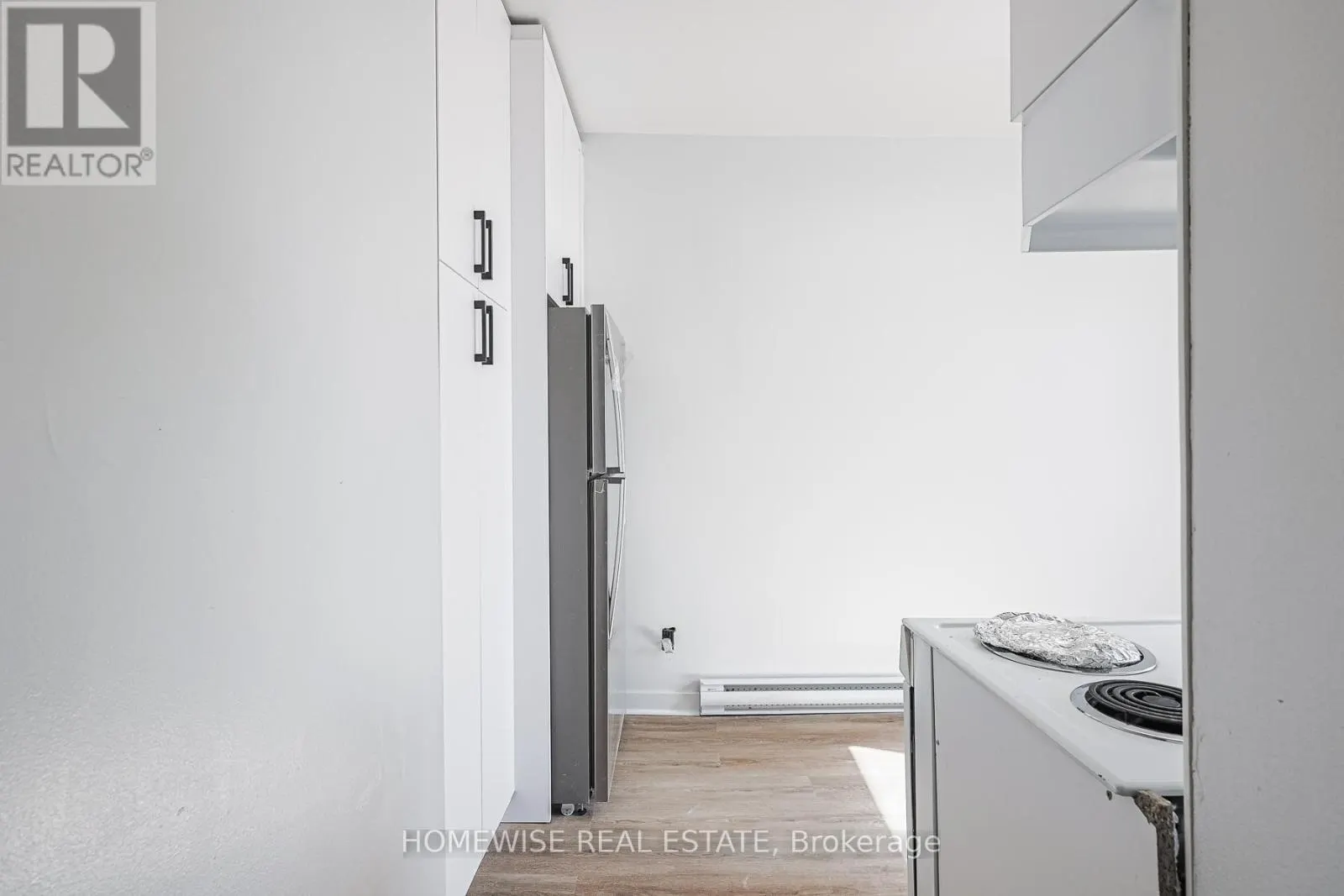 571 ST CLAIR AVENUE W