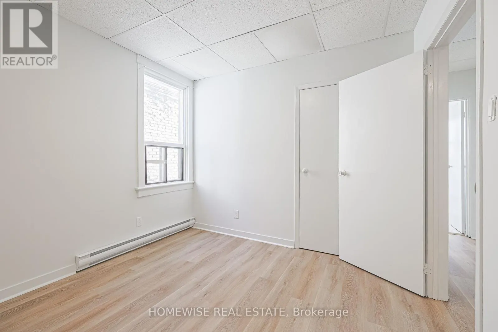 571 ST CLAIR AVENUE W