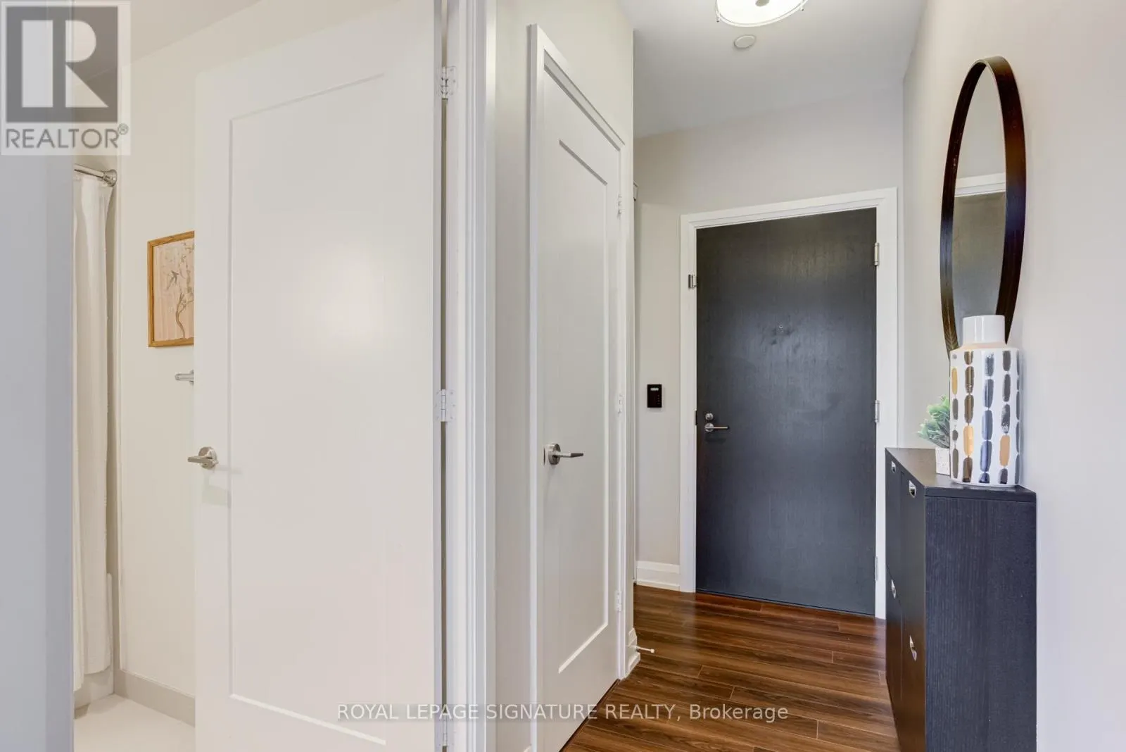 205 - 18 GRAYDON HALL DRIVE
