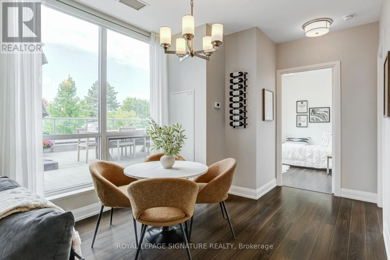 205 - 18 GRAYDON HALL DRIVE