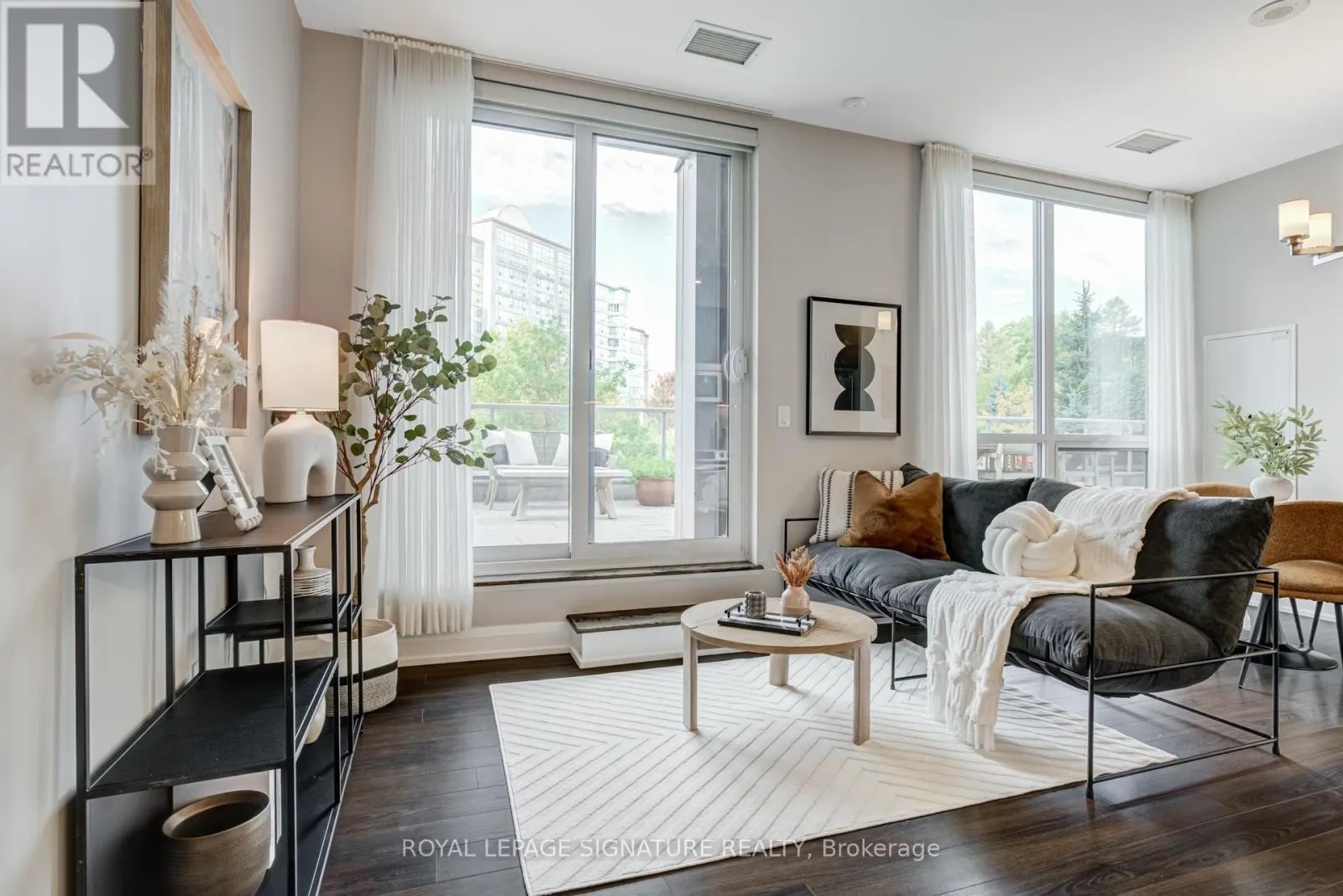 205 - 18 GRAYDON HALL DRIVE