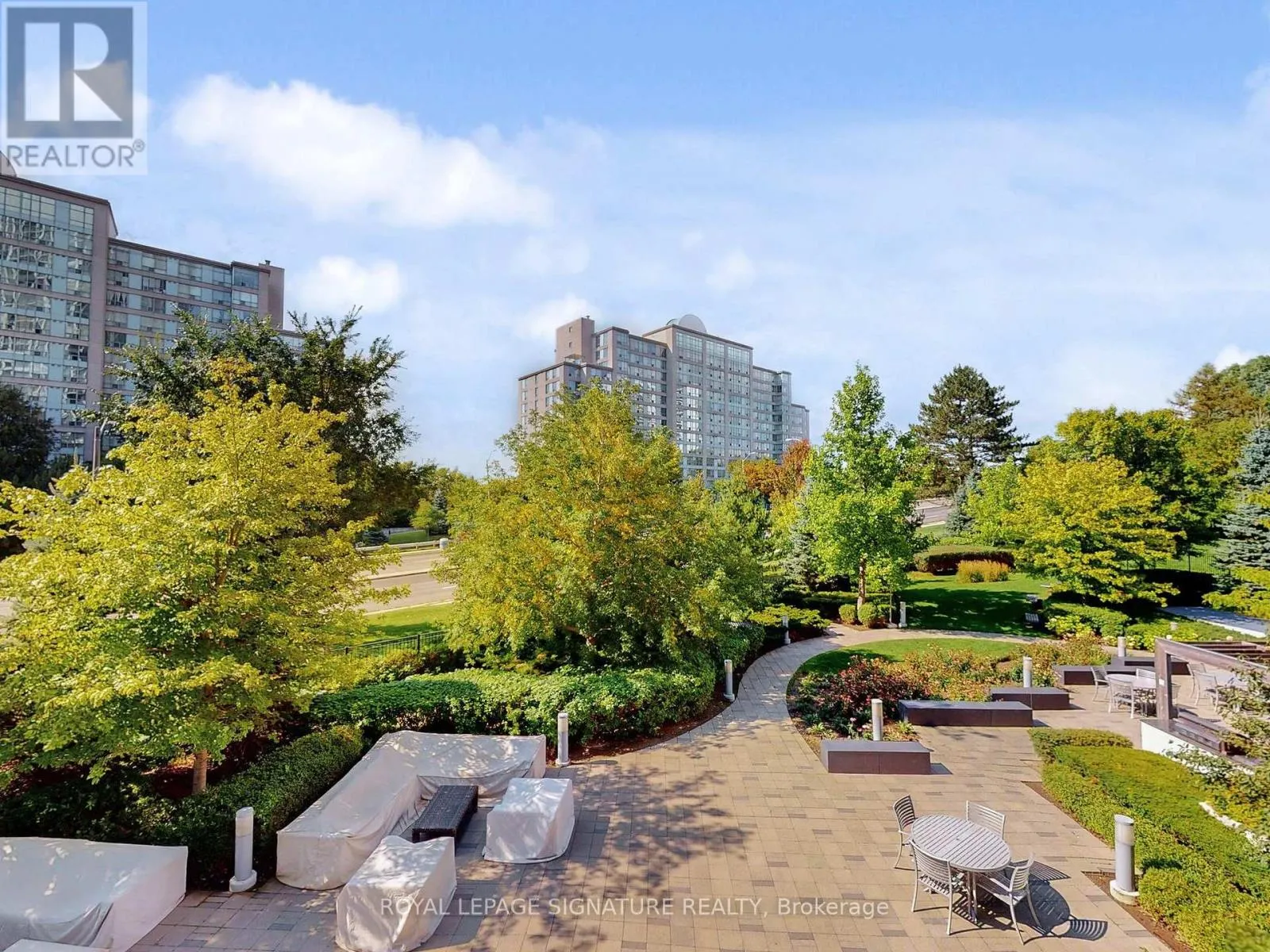 205 - 18 GRAYDON HALL DRIVE