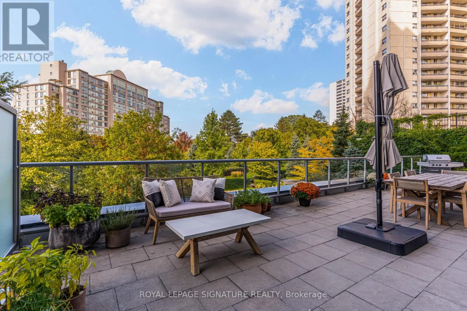205 - 18 GRAYDON HALL DRIVE