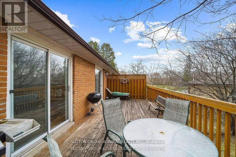 4 CARSCADDEN DRIVE