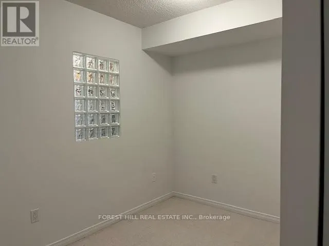 505 - 925 BAY STREET