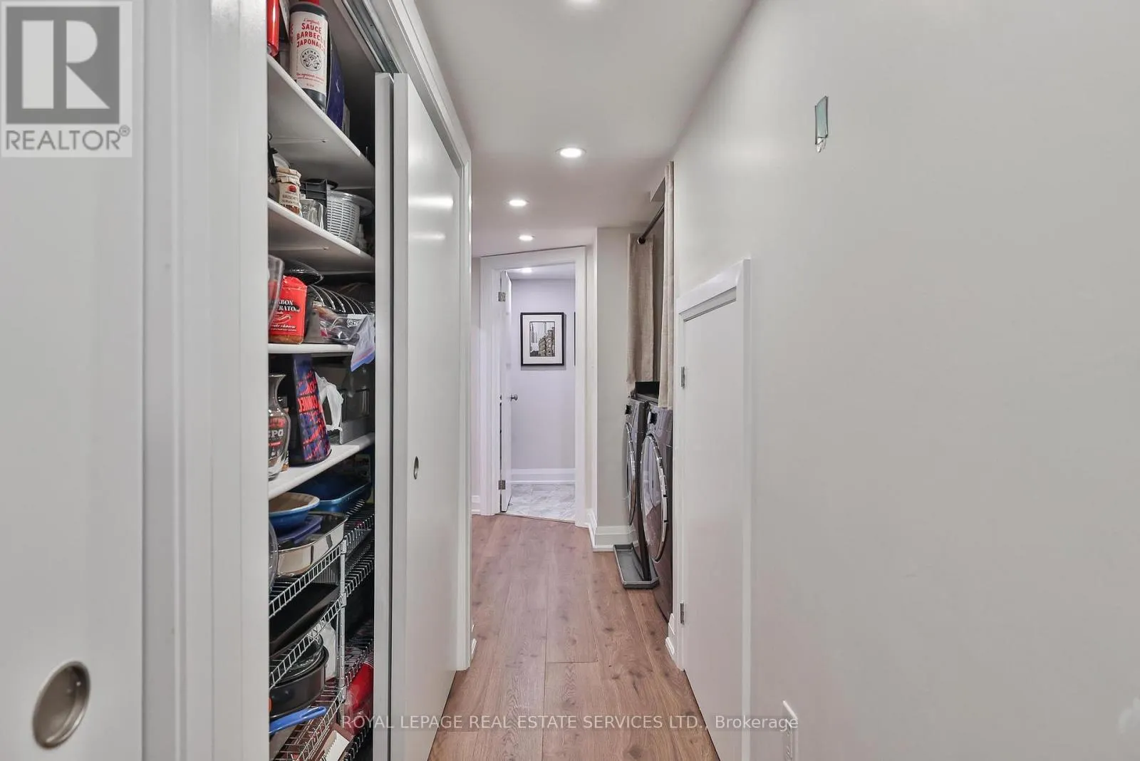 618 DAVENPORT ROAD