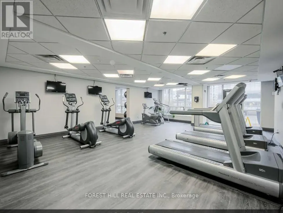 2505 - 925 BAY STREET