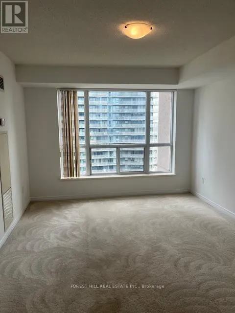 2506 - 925 BAY STREET