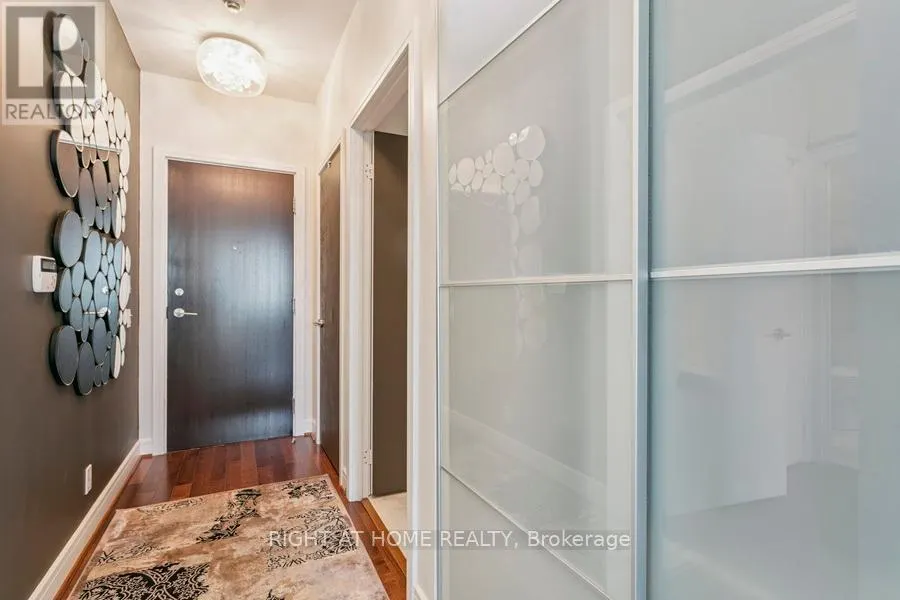 1204 - 112 GEORGE STREET