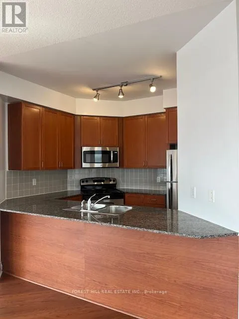 3106 - 925 BAY STREET