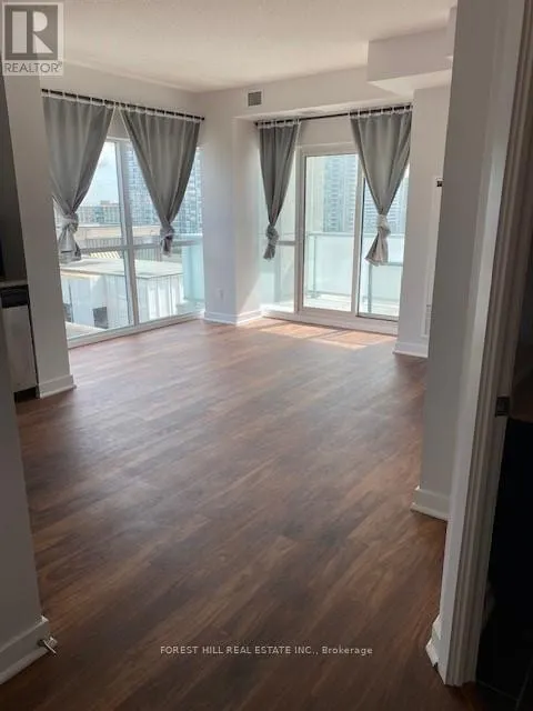 1209 - 5740 YONGE STREET