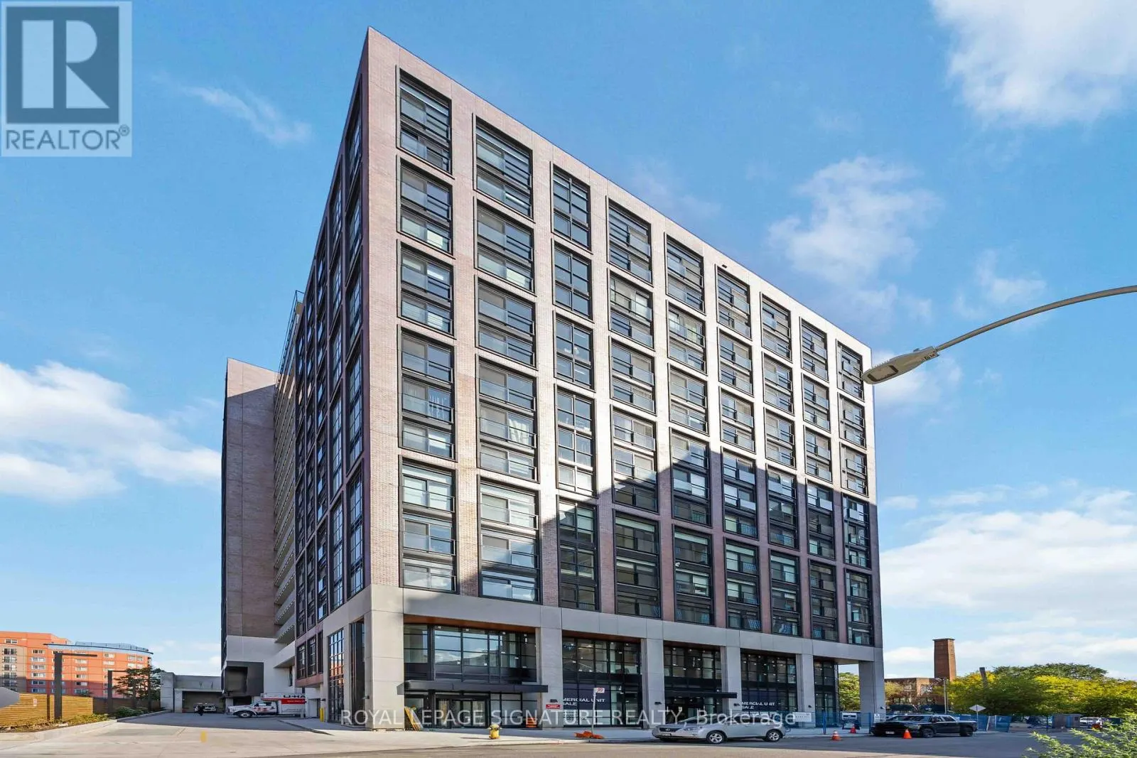 1501 - 181 STERLING ROAD
