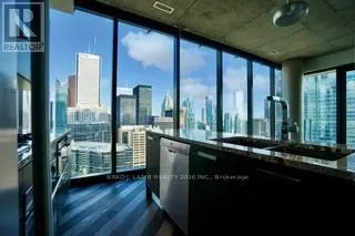 4003 - 224 KING STREET W